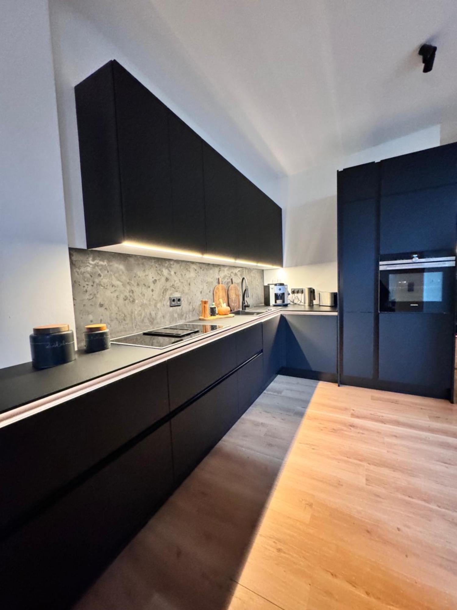 Premium Apartment In Magdeburg Stadtfeld Ost Mit 2 Schlafzimmern & Stellplatz Exterior foto