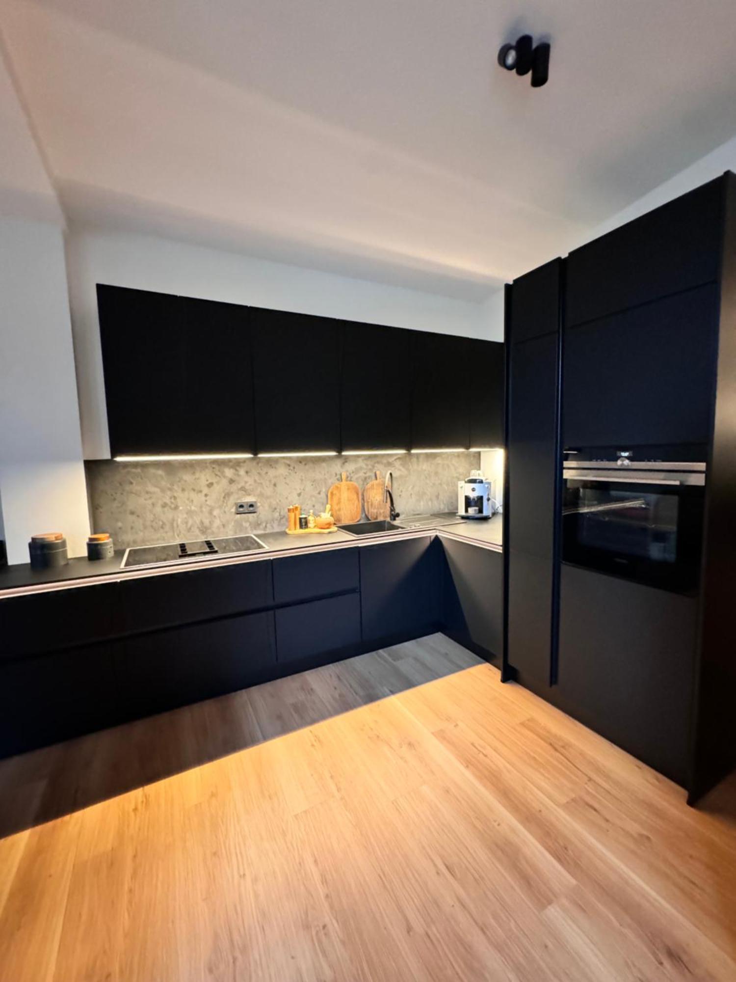 Premium Apartment In Magdeburg Stadtfeld Ost Mit 2 Schlafzimmern & Stellplatz Exterior foto